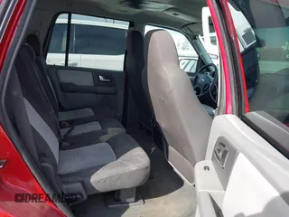 2004 Ford Expedition Special Service z VIN 1FMRU15W14LB08643, wystawiony jako IAAI lot #41764655 z przebiegiem 155 616 mil mil oraz . Historia ofert i sprzedaży dostępna na DreamBid. Obrazek 8.