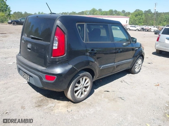 2013 Kia Soul with VIN KNDJT2A53D7627919, listed as a IAAI auction lot 42036603 with 159,451 mi miles. Bid and sale history available at carsss.com. Image 4.