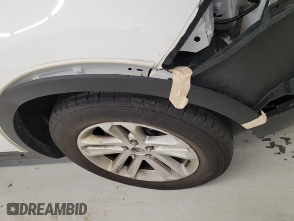 2017 Ford Explorer with VIN 1FM5K8B8XHGC52404, listed as a IAAI auction lot 42806528 with 155,913 mi miles and . Bid and sale history available at DreamBid. Image 16.