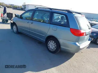 2009 Toyota Sienna CE with VIN 5TDZK23C19S268830, listed as a IAAI auction lot 42032259 with 113,596 mi miles. Bid and sale history available at carsss.com. Image 3.