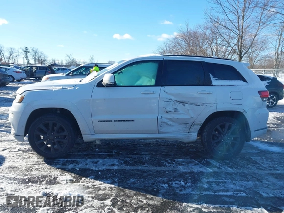 2018 Jeep Grand Cherokee High Altitude with VIN 1C4RJFCGXJC286777, listed as a IAAI auction lot 41269780 with 136,887 mi miles. Bid and sale history available at carsss.com. Image 15.