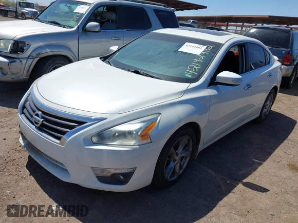 2014 Nissan Altima SV with VIN 1N4AL3AP0EC287716, listed as a IAAI auction lot 42142482 with 119,861 mi miles and . Bid and sale history available at DreamBid. Image 2.