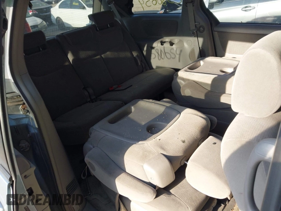 2005 Toyota Sienna CE with VIN 5TDZA23C55S303298, listed as a IAAI auction lot 42580654 with Not provided miles and . Bid and sale history available at DreamBid. Image 8.
