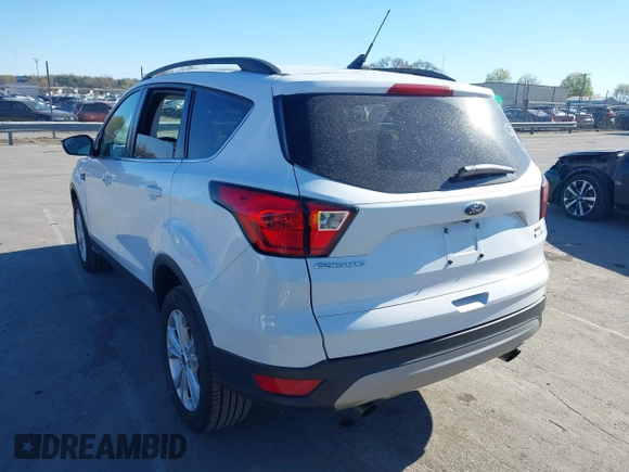 2019 Ford Escape SEL with VIN 1FMCU9HD8KUC07675, listed as a IAAI auction lot 41854820 with 112,432 mi miles. Bid and sale history available at carsss.com. Image 3.
