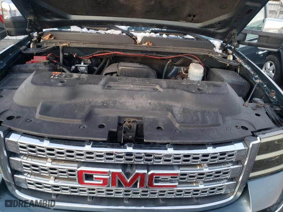 2011 GMC Sierra 2500HD SLE with VIN 1GT220CG2BZ404783, listed as a Copart auction lot 83108204 with 0 mi miles and Salvage Title. Bid and sale history available at carsss.com. Image 11.