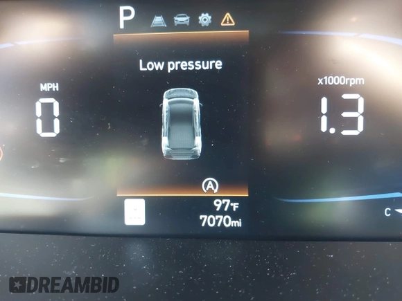 2025 Hyundai Elantra SE with VIN KMHLL4DG9SU861154, listed as a IAAI auction lot 42591870 with 7,070 mi miles and . Bid and sale history available at DreamBid. Image 15.