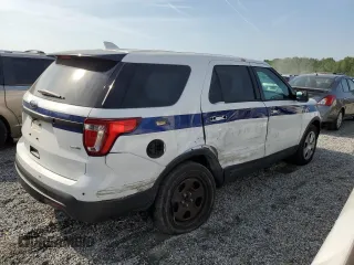 2017 Ford Police Interceptor Utility z VIN 1FM5K8AR7HGE01362, wystawiony jako Copart lot #50712705 z przebiegiem 92 267 mil mil oraz Szkody całkowita. Historia ofert i sprzedaży dostępna na DreamBid. Obrazek 3.