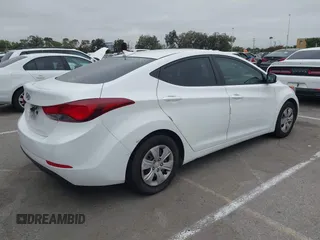 2016 Hyundai Elantra SE z VIN 5NPDH4AEXGH735514, wystawiony jako IAAI lot #42745418 z przebiegiem 159 501 mil mil oraz . Historia ofert i sprzedaży dostępna na DreamBid. Obrazek 4.