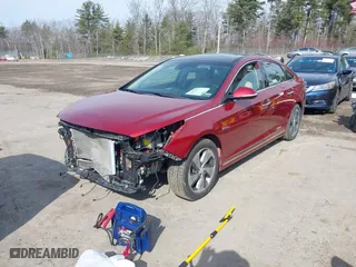 2017 Hyundai Sonata Hybrid Limited with VIN KMHE34L34HA069592, listed as a IAAI auction lot 41776804 with 139,513 mi miles. Bid and sale history available at carsss.com. Image 18.