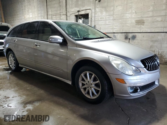 2006 Mercedes-Benz R 3.5L with VIN 4JGCB65E86A027508, listed as a Copart auction lot 48295135 with 185,905 mi miles and Non repairable. Bid and sale history available at DreamBid. Image 4.