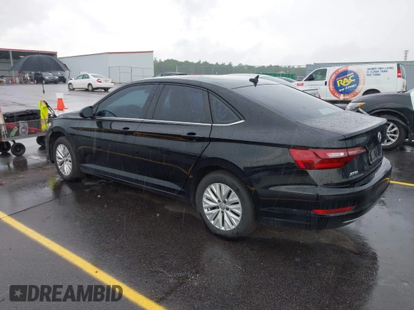 2020 Volkswagen Jetta S z VIN 3VWCB7BU0LM054526, wystawiony jako IAAI lot #42102027 z przebiegiem 75 780 mil mil oraz . Historia ofert i sprzedaży dostępna na DreamBid. Obrazek 3.