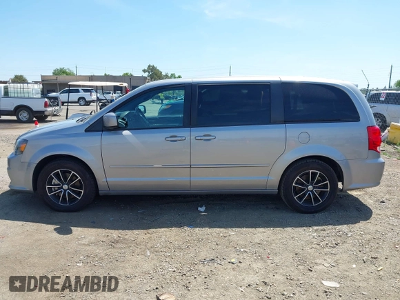 2016 Dodge Grand Caravan SE with VIN 2C4RDGBG5GR348133, listed as a IAAI auction lot 42162266 with 108,658 mi miles and . Bid and sale history available at DreamBid. Image 14.