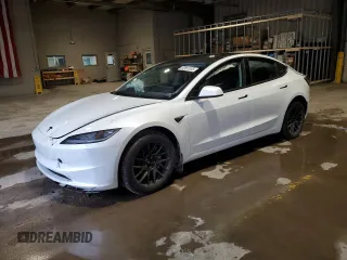 2025 Tesla Model 3 Long Range z VIN 5YJ3E1EBXSF942561, wystawiony jako Copart lot #52961935 z przebiegiem 5911 mil mil oraz Szkody całkowita. Historia ofert i sprzedaży dostępna na DreamBid. Obrazek 1.