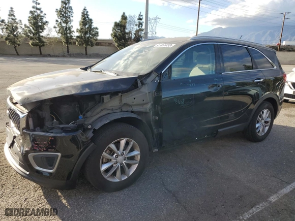 2017 Kia Sorento L with VIN 5XYPG4A39HG284468, listed as a Copart auction lot 47465855 with 102,077 mi miles and Salvage Title. Bid and sale history available at carsss.com. Image 1.