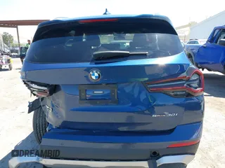 2023 BMW X3 sDrive30i z VIN 5UX43DP04P9P44100, wystawiony jako IAAI lot #42267136 z przebiegiem 28 618 mil mil oraz . Historia ofert i sprzedaży dostępna na DreamBid. Obrazek 16.