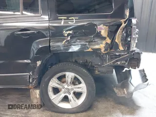2011 Jeep Patriot Latitude with VIN 1J4NF1GB3BD105607, listed as a IAAI auction lot 42084734 with 173,377 mi miles and . Bid and sale history available at DreamBid. Image 20.