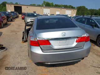 2013 Honda Accord EX z VIN 1HGCR2F7XDA039828, wystawiony jako IAAI lot #42387672 z przebiegiem 183 844 mil mil oraz . Historia ofert i sprzedaży dostępna na DreamBid. Obrazek 17.
