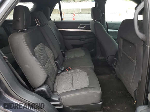 2017 Ford Explorer XLT z VIN 1FM5K8DH1HGA85833, wystawiony jako Copart lot #56557085 z przebiegiem 243 806 mil mil oraz Czysty tytuł • Clean title. Historia ofert i sprzedaży dostępna na DreamBid. Obrazek 11.