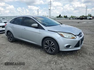 2013 Ford Focus SE with VIN 1FADP3F25DL106039, listed as a Copart auction lot 63492965 with 113,553 mi miles and Salvage title. Bid and sale history available at DreamBid. Image 4.