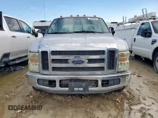 2008 Ford F-350 z VIN 1FTWW32R48ED79122, wystawiony jako Copart lot #59936295 z przebiegiem Nie podano mil oraz Czysty tytuł • Clean title. Historia ofert i sprzedaży dostępna na DreamBid. Obrazek 5.