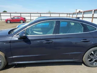 2024 Hyundai Sonata SEL z VIN KMHL64JA1RA425997, wystawiony jako IAAI lot #42489381 z przebiegiem 21 474 mil mil oraz . Historia ofert i sprzedaży dostępna na DreamBid. Obrazek 15.