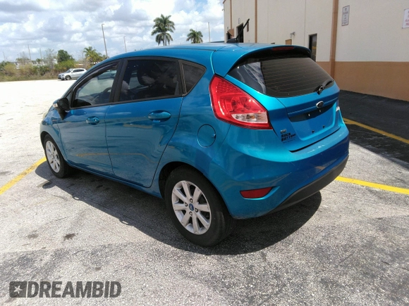 2013 Ford Fiesta SE with VIN 3FADP4EJ0DM202271, listed as a IAAI auction lot 41496985 with 174,624 mi miles. Bid and sale history available at carsss.com. Image 3.