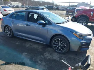 2022 Toyota Corolla SE with VIN 5YFS4MCE2NP133089, listed as a IAAI auction lot 41583983 with 22,260 mi miles. Bid and sale history available at carsss.com. Image 1.