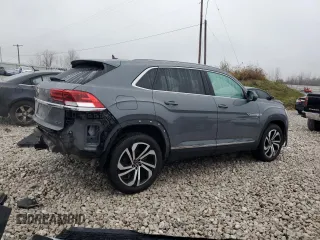 2021 Volkswagen Atlas SEL Premium with VIN 1V2TE2CA4MC227483, listed as a Copart auction lot 80266004 with 45,614 mi miles and Salvage title. Bid and sale history available at DreamBid. Image 3.