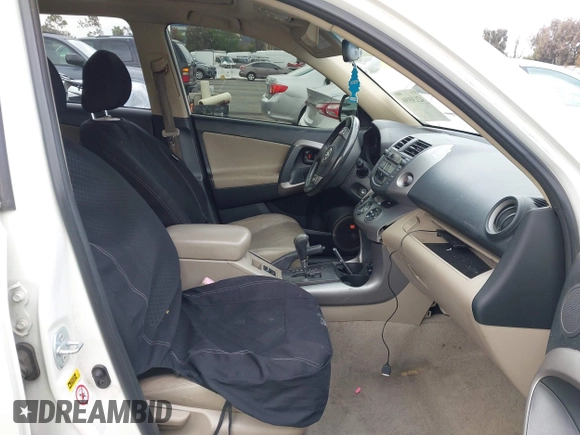 2007 Toyota RAV4 Limited with VIN JTMBD31V675073587, listed as a IAAI auction lot 42688720 with Not provided miles and . Bid and sale history available at DreamBid. Image 5.