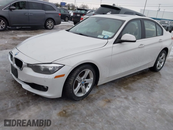 2015 BMW 3 Series 328i xDrive with VIN WBA3B5G52FNS19816, listed as a IAAI auction lot 41494526 with 67,550 mi miles. Bid and sale history available at carsss.com. Image 17.
