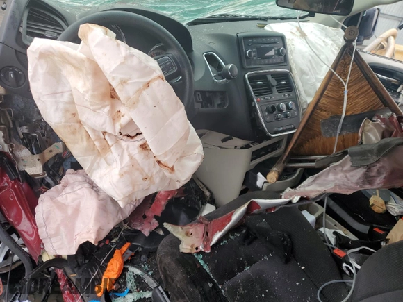 2014 Dodge Grand Caravan American Value with VIN 2C4RDGBG8ER346342, listed as a Copart auction lot 53973995 with Not Provided miles and Non Repairable. Bid and sale history available at DreamBid. Image 8.