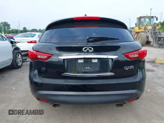 2014 Infiniti QX70 с VIN JN8CS1MU8EM450820, выставлен на аукционе IAAI как лот 42789920 с пробегом 140 621 миль миль и . История ставок и продаж доступна на DreamBid. Изображение 17.