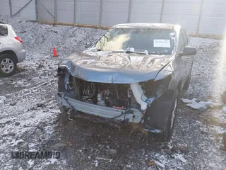 2019 Chevrolet Traverse LS with VIN 1GNEVFKW0KJ232419, listed as a IAAI auction lot 41985366 with 115,401 mi miles. Bid and sale history available at carsss.com. Image 6.