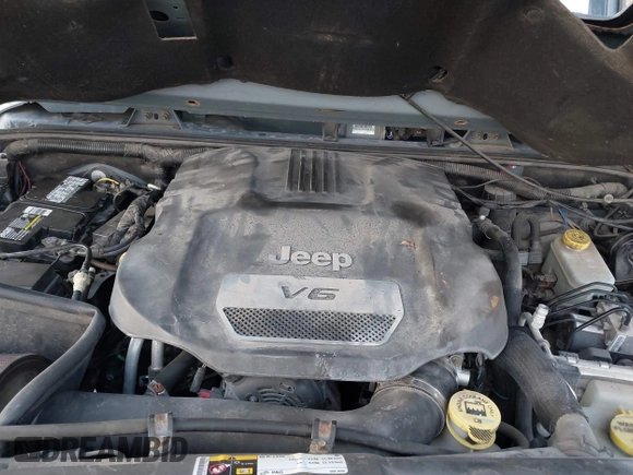 2014 Jeep Wrangler Sport with VIN 1C4AJWAG0EL326774, listed as a IAAI auction lot 41691784 with 98,696 mi miles and . Bid and sale history available at DreamBid. Image 10.