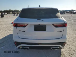 2021 Jaguar F-Pace R-Dynamic S z VIN SADCT2FU5MA681304, wystawiony jako Copart lot #43956495 z przebiegiem 28 466 mil mil oraz Szkoda całkowita • Salvage title. Historia ofert i sprzedaży dostępna na DreamBid. Obrazek 6.