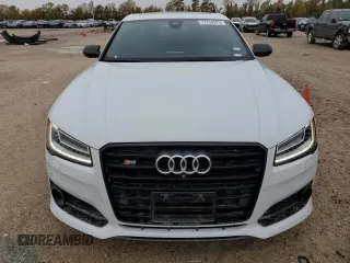 2017 Audi S8 z VIN WUAJ5AFD8HN901401, wystawiony jako Copart lot #77734973 z przebiegiem 133 780 mil mil oraz . Historia ofert i sprzedaży dostępna na DreamBid. Obrazek 5.