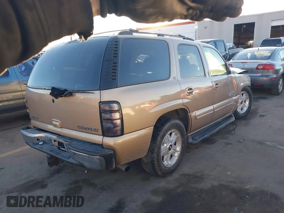 2001 Chevrolet Tahoe LT with VIN 1GNEK13TX1J132956, listed as a IAAI auction lot 41384620 with Not Provided miles. Bid and sale history available at carsss.com. Image 4.