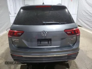 2018 Volkswagen Tiguan SEL z VIN 3VV2B7AX7JM002724, wystawiony jako Copart lot #57390965 z przebiegiem 103 661 mil mil oraz Szkoda całkowita • Salvage title. Historia ofert i sprzedaży dostępna na DreamBid. Obrazek 6.