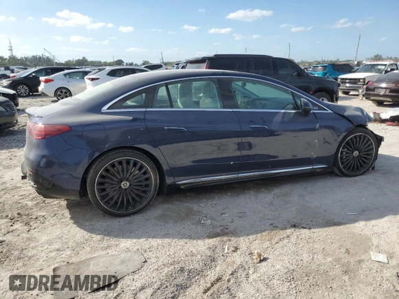 2024 Mercedes-Benz EQE 350 z VIN W1KEG1CB9RF056958, wystawiony jako Copart lot #41813745 z przebiegiem 1 626 mil mil oraz Szkoda całkowita • Salvage title. Historia ofert i sprzedaży dostępna na DreamBid. Obrazek 3.