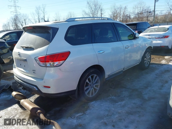 2014 Nissan Pathfinder Platinum with VIN 5N1AR2MMXEC730230, listed as a IAAI auction lot 41400120 with 190,980 mi miles and . Bid and sale history available at DreamBid. Image 4.