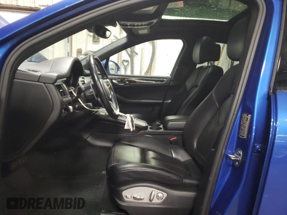 2018 Porsche Macan with VIN WP1AA2A50JLB07247, listed as a Copart auction lot 46534705 with 101,416 mi miles and Salvage Title. Bid and sale history available at carsss.com. Image 7.