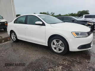 2012 Volkswagen Jetta TDI w/Premium & Nav с VIN 3VWLL7AJ3CM088190, выставлен на аукционе Copart как лот 63841905 с пробегом Не указан миль и Списание • Salvage title. История ставок и продаж доступна на DreamBid. Изображение 4.