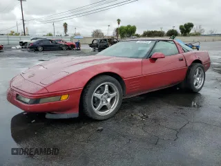 1992 Chevrolet Corvette z VIN 1G1YY23P1N5114236, wystawiony jako Copart lot #44253965 z przebiegiem 119 101 mil mil oraz Szkoda całkowita • Salvage title. Historia ofert i sprzedaży dostępna na DreamBid. Obrazek 1.