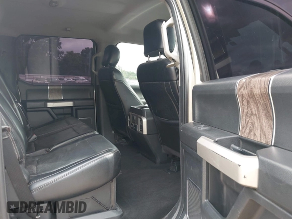 2018 Ford F-250 XL with VIN 1FT7W2BTXJEB50640, listed as a IAAI auction lot 42388061 with 274,829 mi miles and . Bid and sale history available at DreamBid. Image 8.
