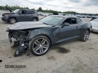 2016 Chevrolet Camaro 1LT z VIN 1G1FB1RS9G0190625, wystawiony jako Copart lot #52869645 z przebiegiem 111 110 mil mil oraz Szkoda całkowita • Salvage title. Historia ofert i sprzedaży dostępna na DreamBid. Obrazek 1.