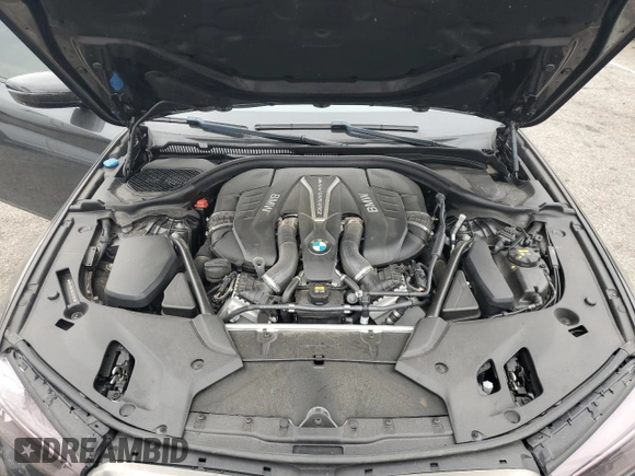 2019 BMW 5 Series M550i xDrive with VIN WBAJB9C59KB287501, listed as a Copart auction lot 59732425 with 74,345 mi miles and Salvage title. Bid and sale history available at DreamBid. Image 11.