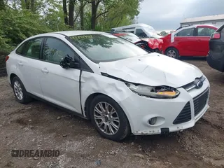 2012 Ford Focus SE с VIN 1FAHP3F23CL397771, выставлен на аукционе IAAI как лот 42191952 с пробегом 209 239 миль миль и . История ставок и продаж доступна на DreamBid. Изображение 1.