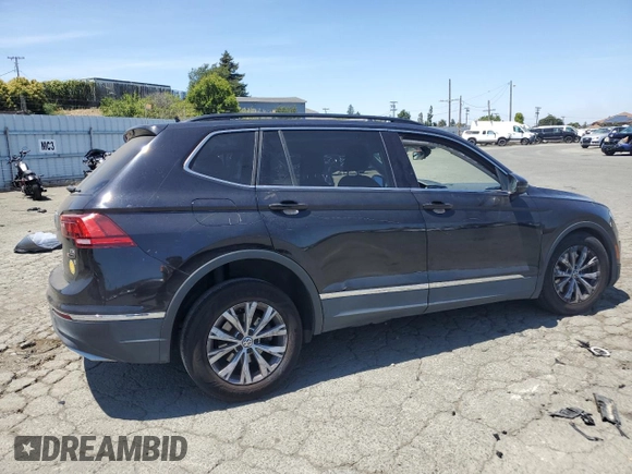2018 Volkswagen Tiguan SEL z VIN 3VV2B7AX4JM153956, wystawiony jako Copart lot #61871675 z przebiegiem 84 252 mil mil oraz Szkoda całkowita • Salvage title. Historia ofert i sprzedaży dostępna na DreamBid. Obrazek 3.
