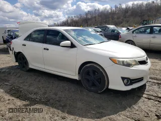 2013 Toyota Camry L with VIN 4T1BF1FK1DU221493, listed as a Copart auction lot 50368805 with 215,821 mi miles and Salvage Title. Bid and sale history available at DreamBid. Image 4.