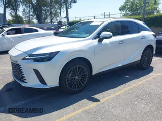2024 Lexus RX 350 z VIN 2T2BAMBAXRC042872, wystawiony jako IAAI lot #42151226 z przebiegiem 8 141 mil mil oraz . Historia ofert i sprzedaży dostępna na DreamBid. Obrazek 17.